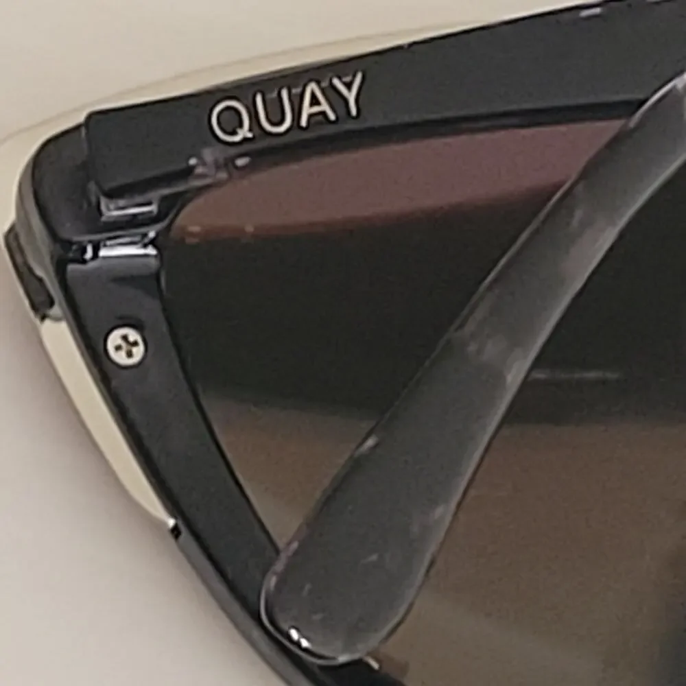 Women's Quay Australia My Girl Sunglasses Cat Eye Mirror lenses